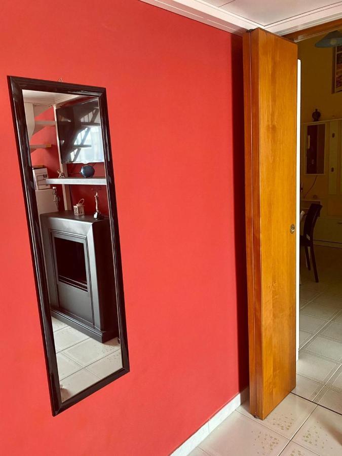 La Casa Di Peppa - Airport And Station Apartment เนเปิลส์ ภายนอก รูปภาพ